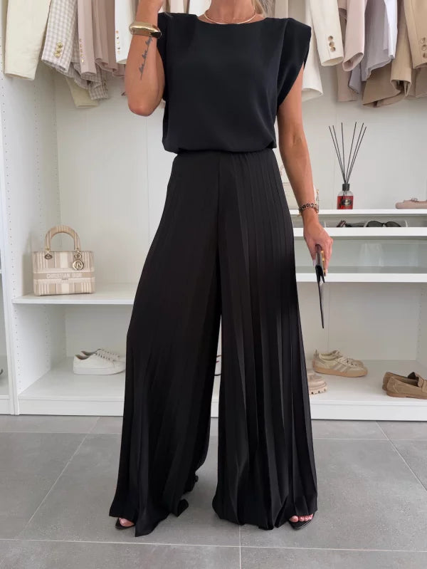 AxelleEase™ – Minimalist Two-Piece with Flowing Comfort