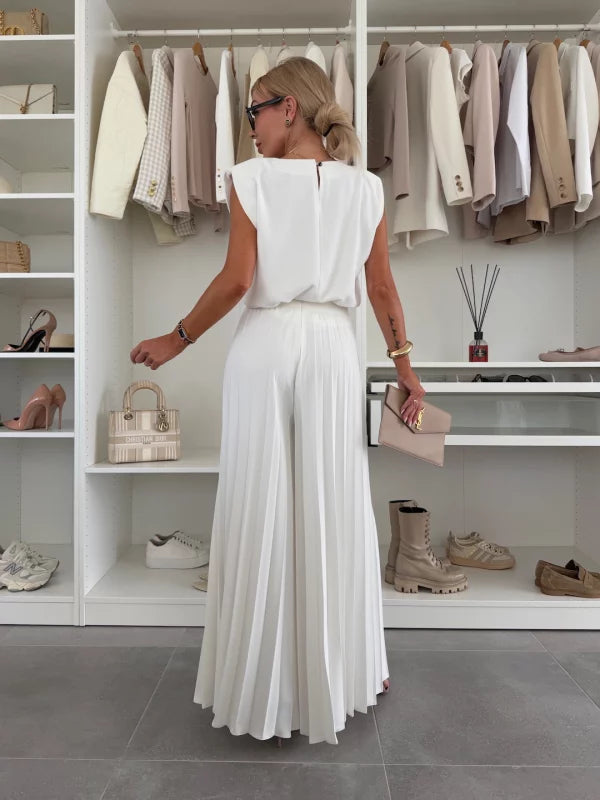 AxelleEase™ – Minimalist Two-Piece with Flowing Comfort