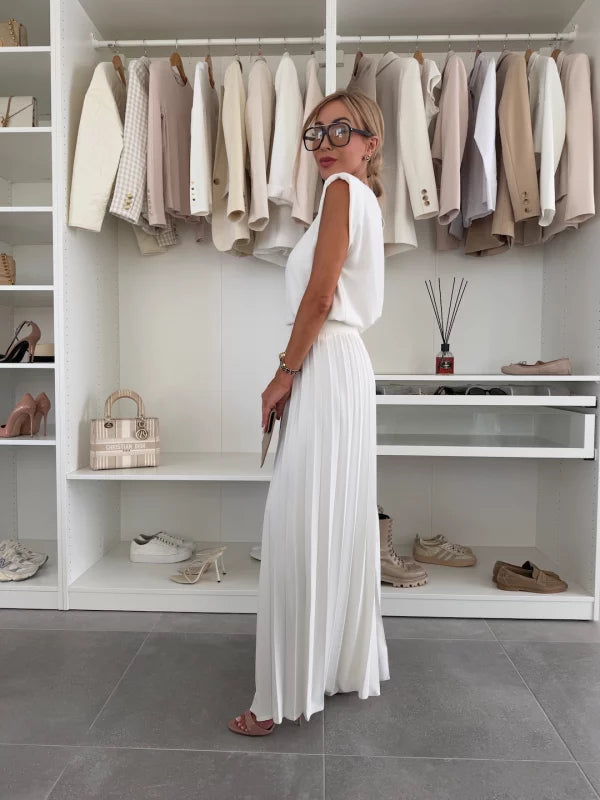 AxelleEase™ – Minimalist Two-Piece with Flowing Comfort