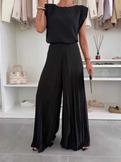 AxelleEase™ – Minimalist Two-Piece with Flowing Comfort